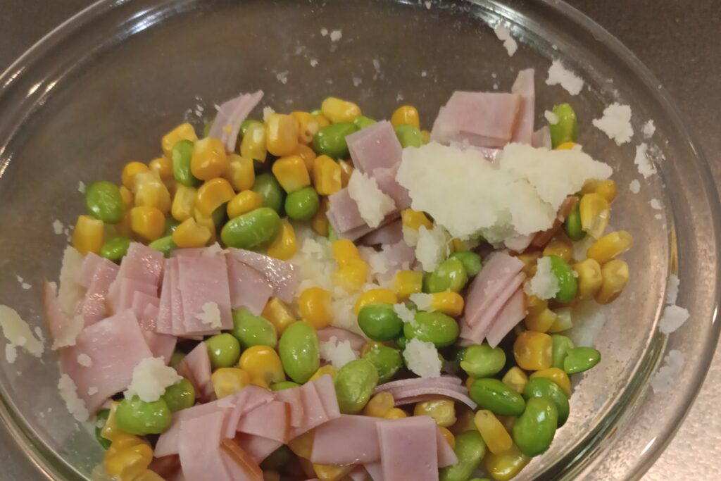 お弁当のおかず調理中